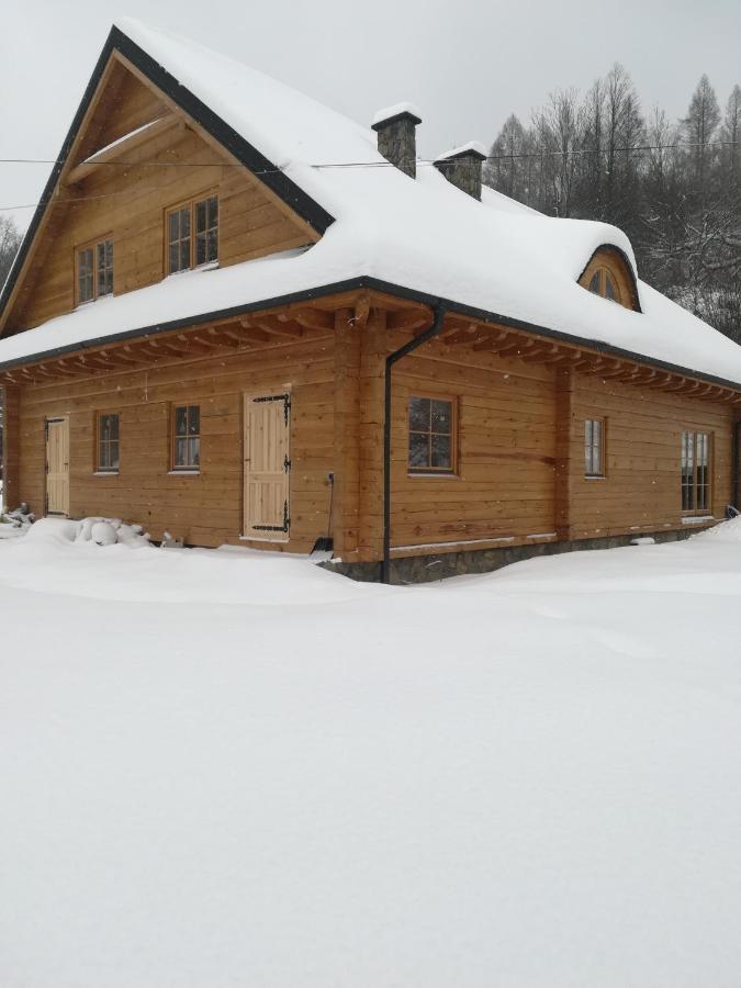Fajna Chatka Устрики-Долішні Екстер'єр фото